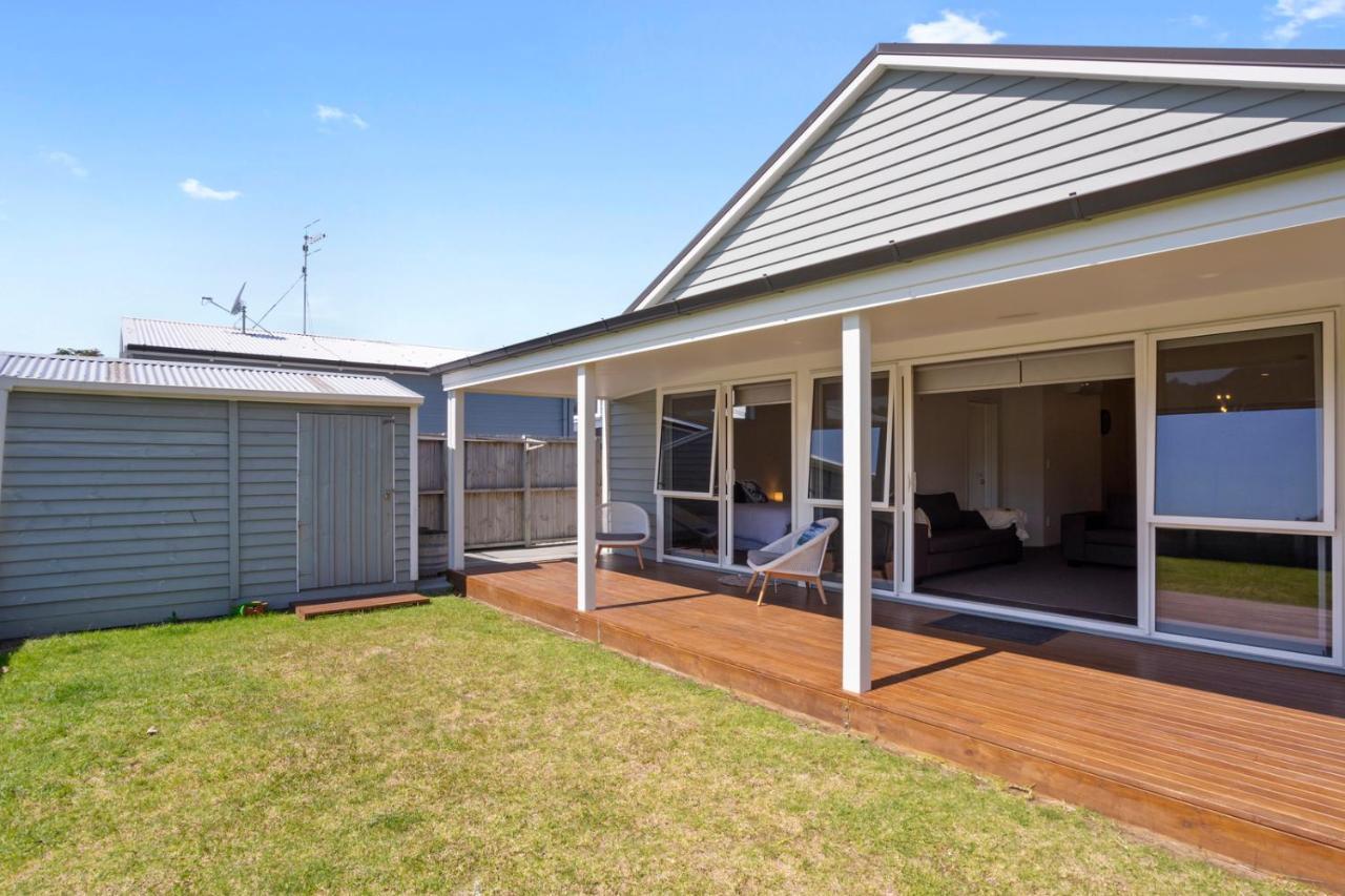 Sky Blue Retreat - Waihi Beach Holiday Home Buitenkant foto